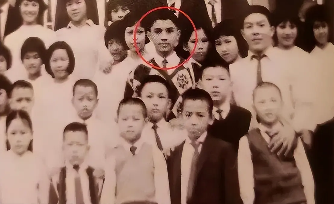 离婚 47 年后，74 岁尊龙现状曝光，隐居加拿大深山，没后代也不社交