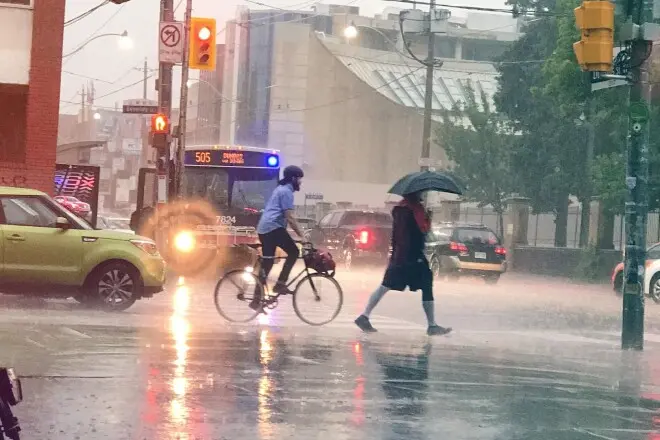 安省暴雨损失惨重！房子进水、汽车被淹，这些情况保险可能不赔