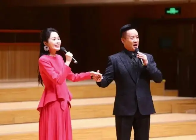 37岁歌唱家龚爽去世,是阎维文学生,3月前还曾演出