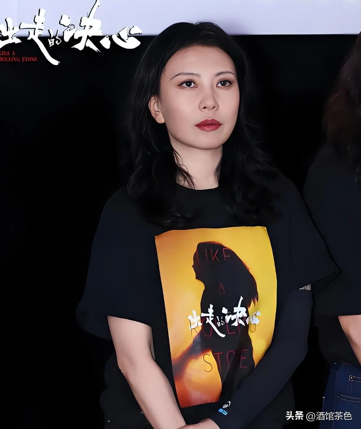 何勇前妻是她，北大才女顶级编导，如今前夫去世，她再婚生双胞胎
