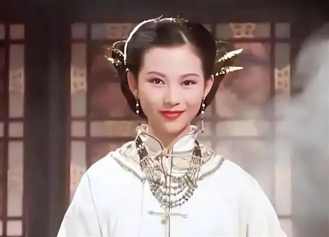 "你老婆陪了刘銮雄6年，你真的不介意吗"