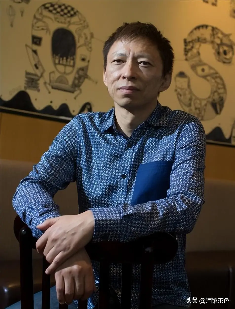 张朝阳身价亿万，62岁却仍未婚，弟弟早已出家，未来家产谁继承？
