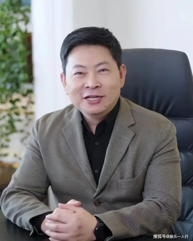 坦白与刘亦菲真实交往一年多,57岁余承东近况曝光