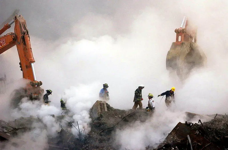 曼达尼公开9/11档案 揭朱利安尼隐瞒有毒空气危害