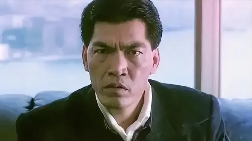 大傻去世15年后，儿子入狱孙子身亡，王晶爆料往事：绝对狠人