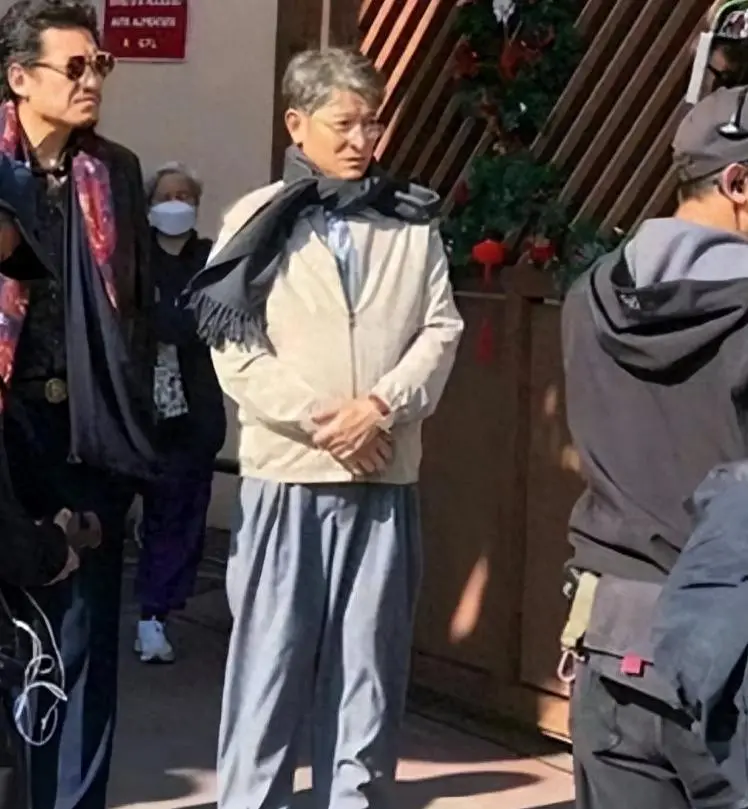 难敌“残酷现实”，65岁刘德华近况曝光，已经老成了普通人的模样