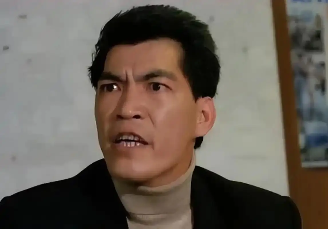 大傻去世15年后，儿子入狱孙子身亡，王晶爆料往事：绝对狠人