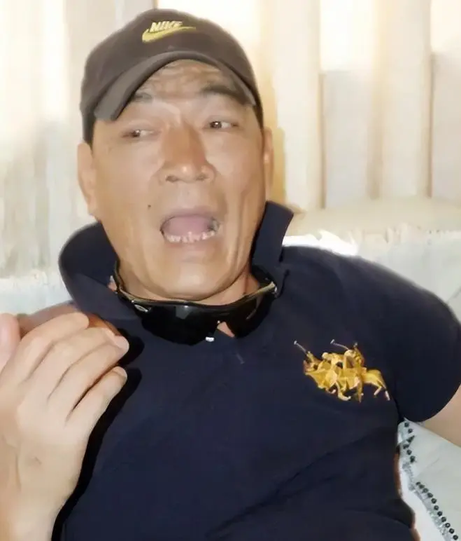 大傻去世15年后，儿子入狱孙子身亡，王晶爆料往事：绝对狠人