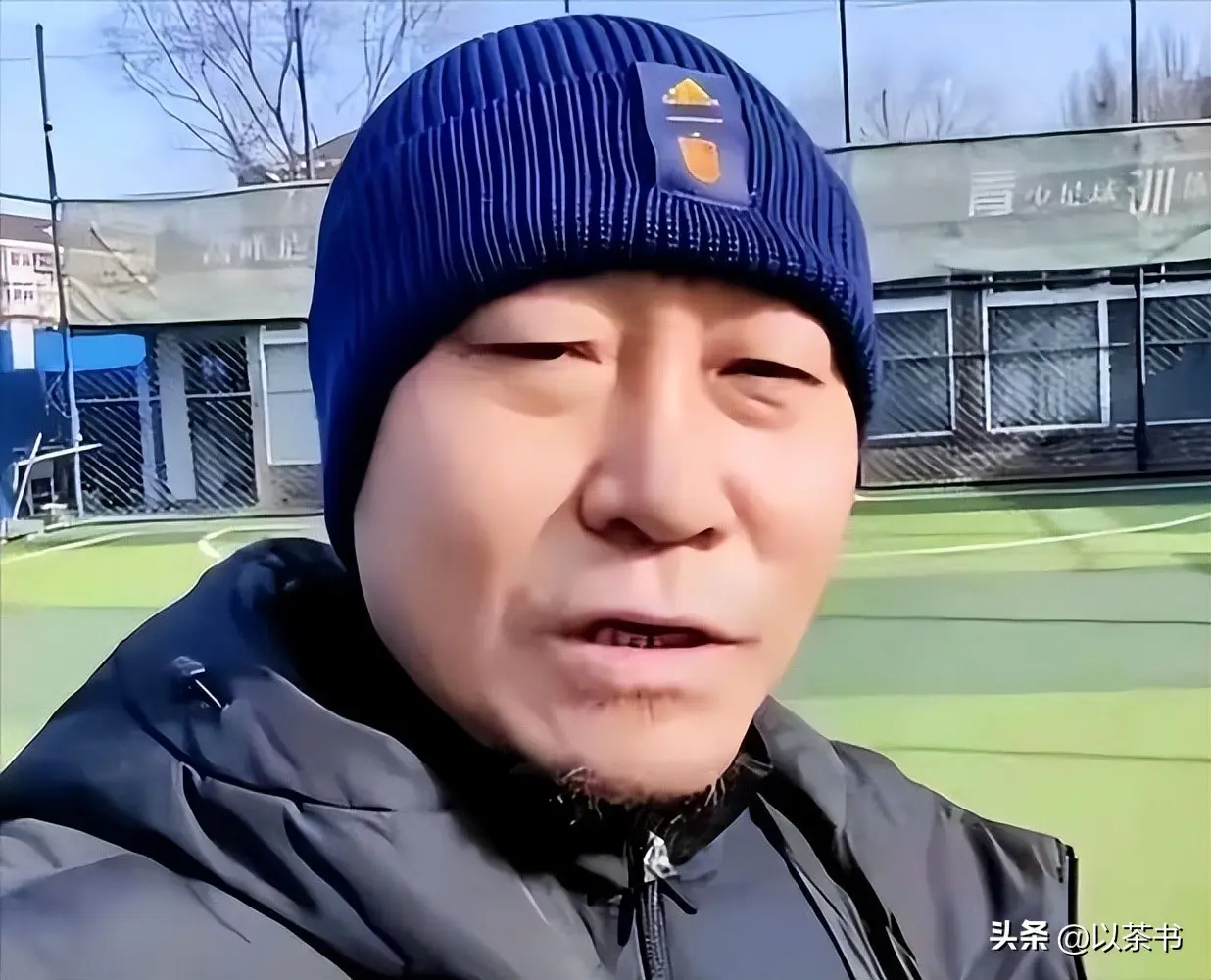60岁前国足现状：定居加拿大，开足球学校，已财富自由，越老越帅