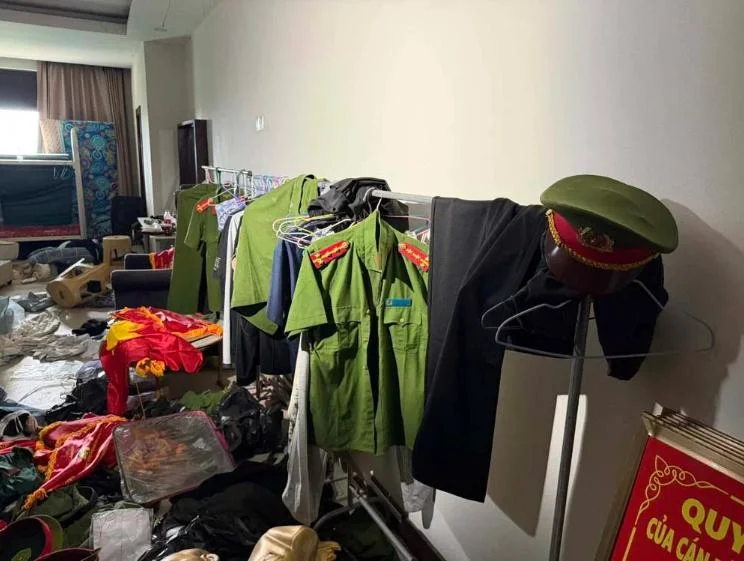 柬埔寨诈骗园区内部曝光:医院有手术室的医院 12间地下牢房、电椅电棍等