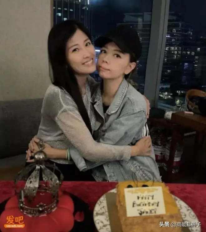 前TVB女星钟丽淇被曝进ICU 疑患渐冻症 本人回应