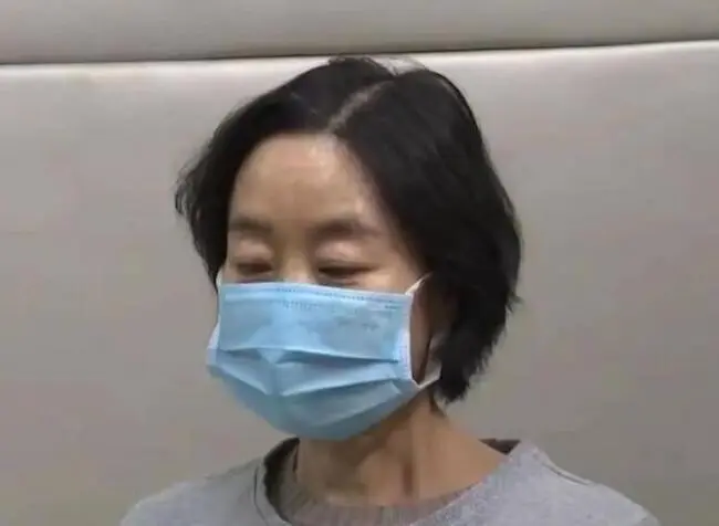 青海女高官：满屋子全是金条 办案人员数到手抖