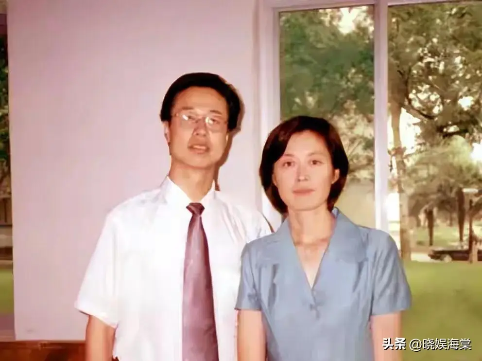 为娶敬一丹女儿，英国小伙舍弃高薪定居北京，跨国婚姻也曾遇危机