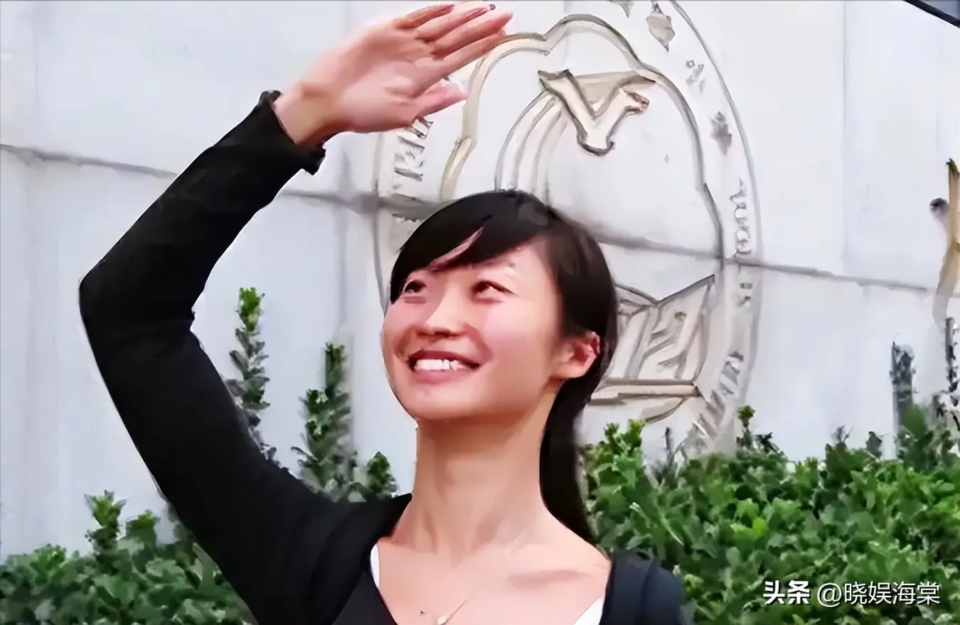 为娶敬一丹女儿，英国小伙舍弃高薪定居北京，跨国婚姻也曾遇危机