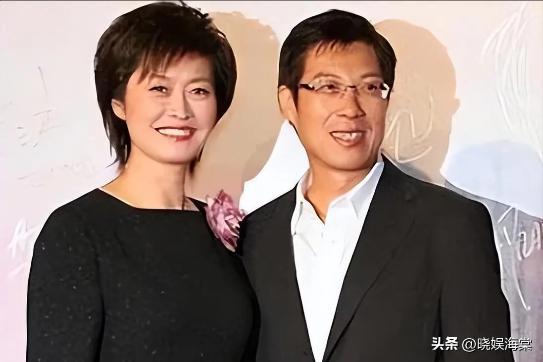 为娶敬一丹女儿，英国小伙舍弃高薪定居北京，跨国婚姻也曾遇危机