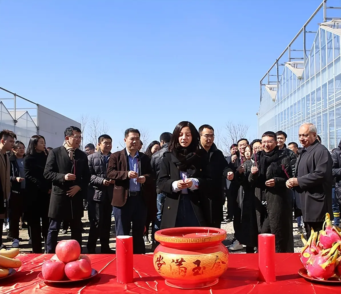 比没钱更糟糕！封杀5年赵薇近况曝光，经济状况被扒，她再难翻身