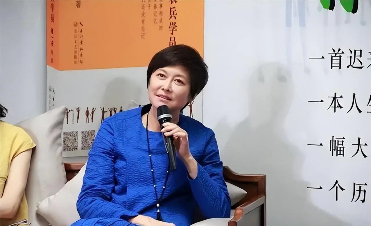 好友曝敬一丹生病过程：挺过18天凶险期，会自主呼吸，差一步能醒