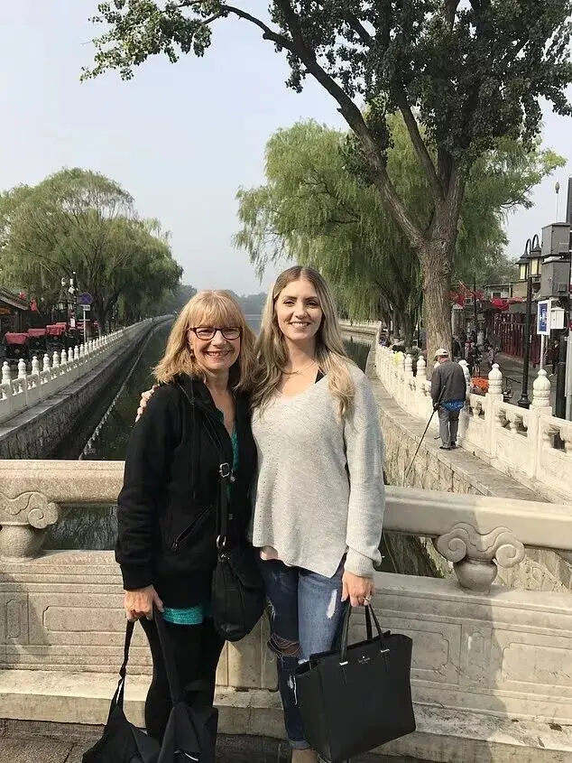 61岁加拿大母亲接受“安乐死”，女儿苦劝两天也未能阻止