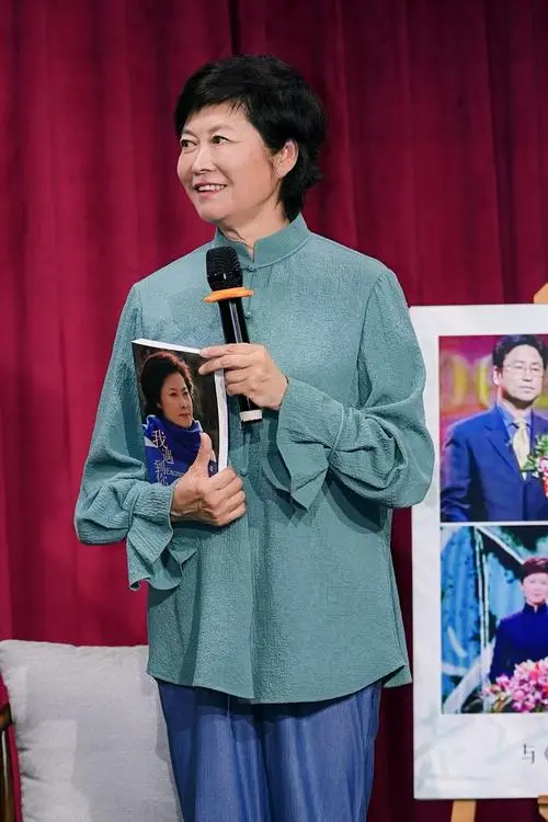 好友曝敬一丹生病过程：挺过18天凶险期，会自主呼吸，差一步能醒
