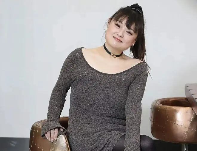 香港知名女星渴望结婚，41岁还未谈过恋爱...