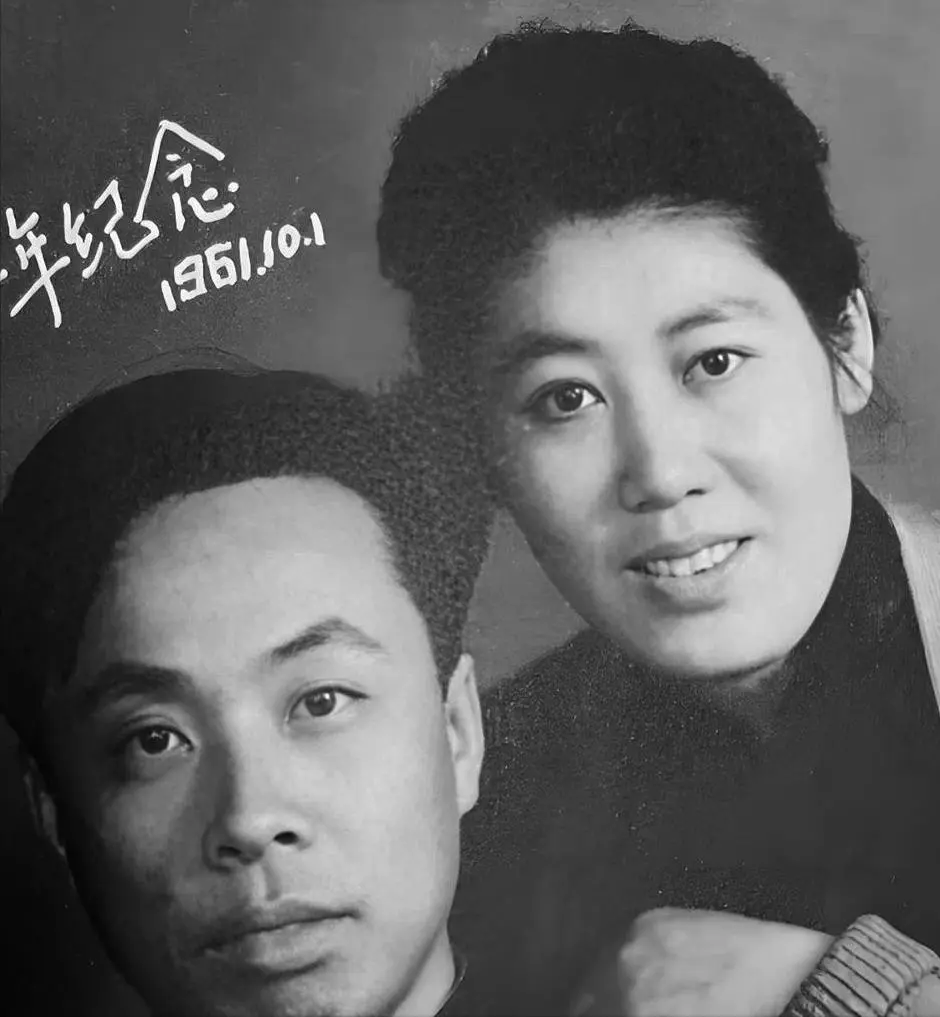 原来他俩是敬一丹弟弟！如今身居高位，同胞四人名字细品大有来头
