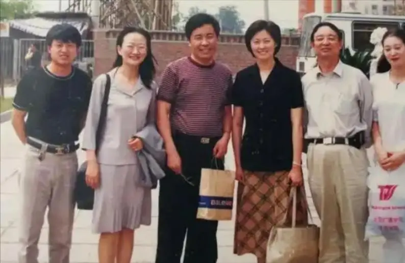 原来他俩是敬一丹弟弟！如今身居高位，同胞四人名字细品大有来头