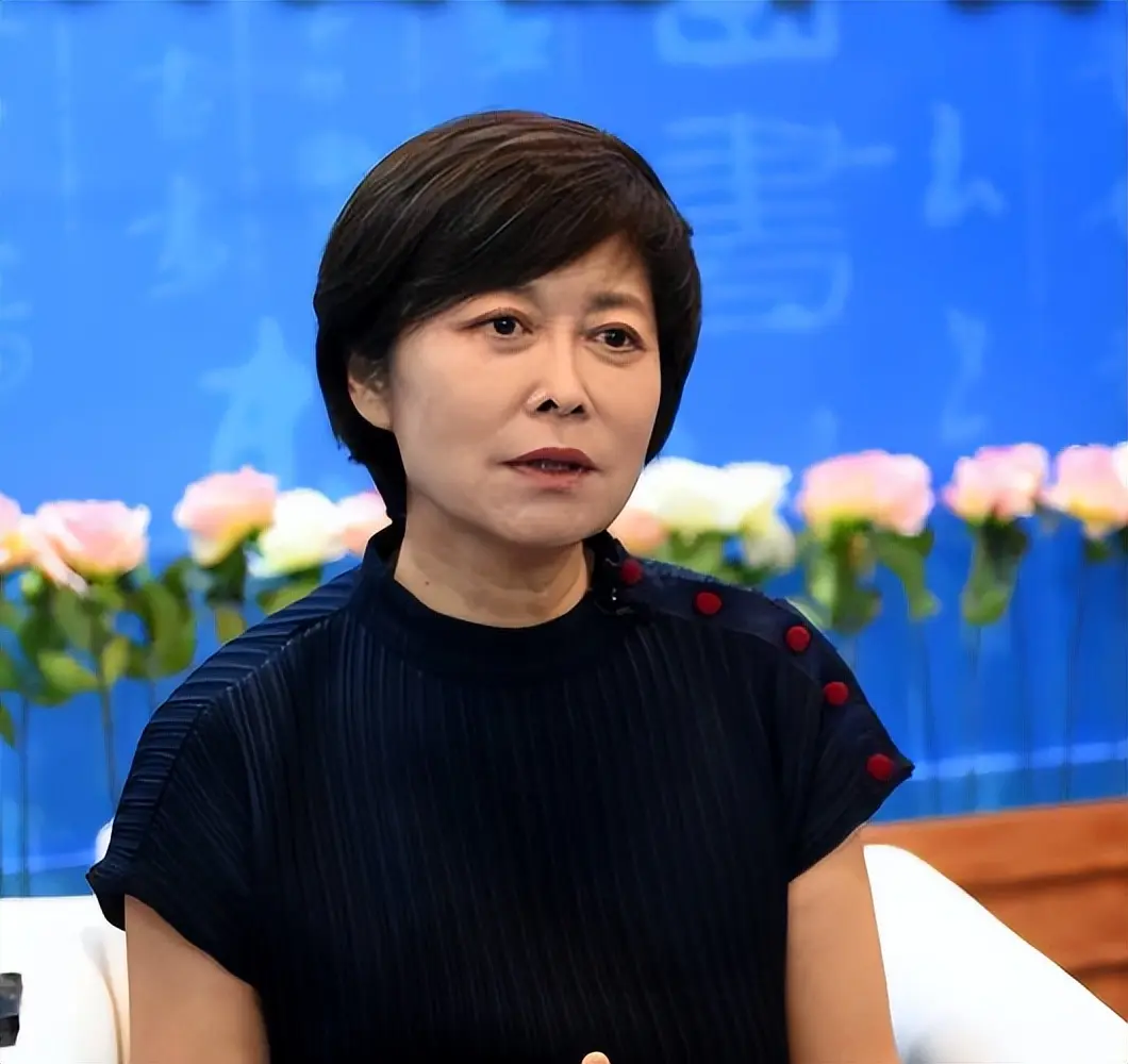 原来他俩是敬一丹弟弟！如今身居高位，同胞四人名字细品大有来头