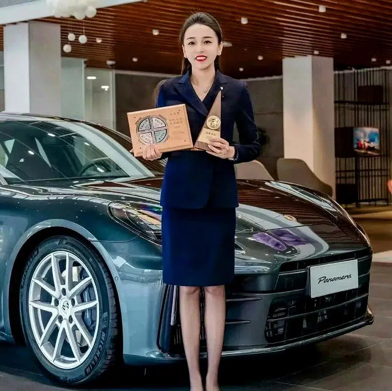 女销冠也救不了销量 保时捷在中国4年销量腰斩