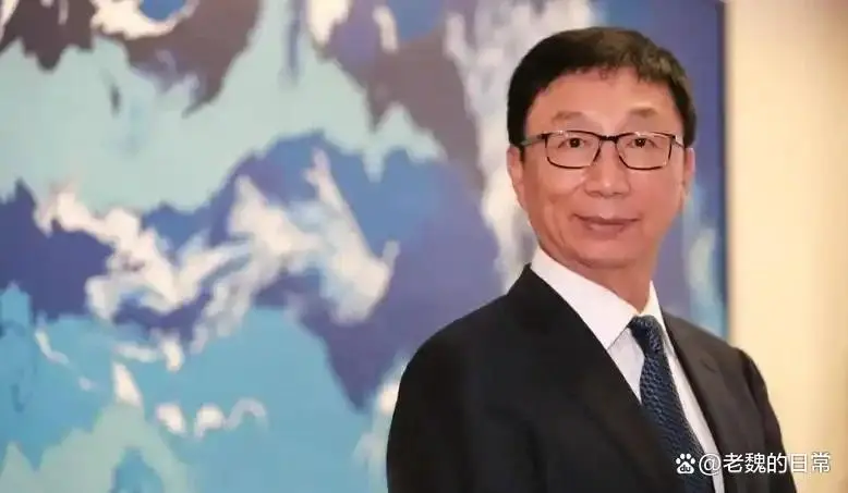 73岁华泰保险创始人王梓木亿万身家无人继承！相伴41年妻子敬一丹离世，独女王尔晴丁克不生子