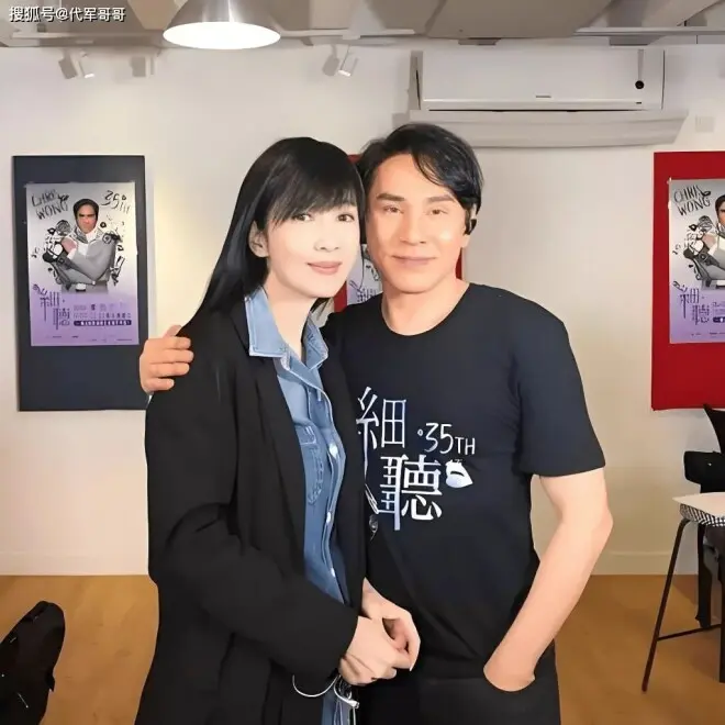 64岁歌手黄凯芹近况曝光！终身未婚却隐育两子