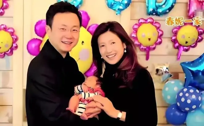 原来他俩已离婚，一个未再娶，一个嫁同行生子