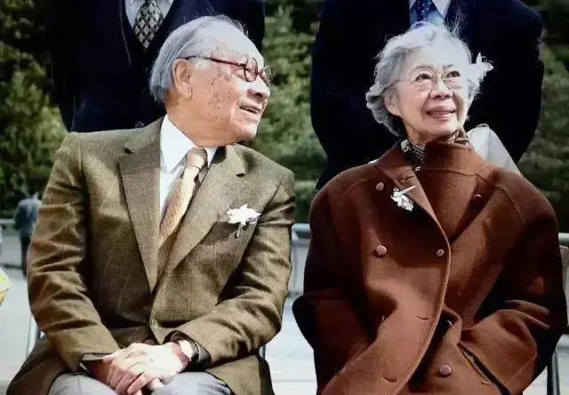 已经富到17代的传奇家族，在上海坐拥近千套房产，子孙后代清一色考入哈佛等世界名校