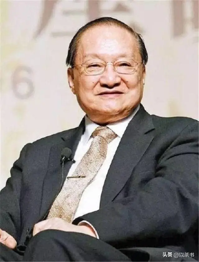 不查不知道！金庸去世8年，遗孀林乐怡卖3套豪宅，私下生活有多壕