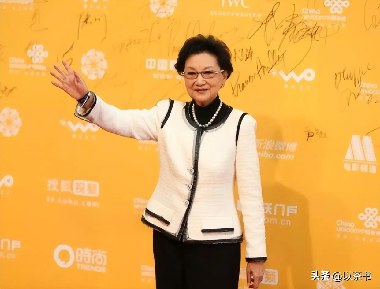 不查不知道！金庸去世8年，遗孀林乐怡卖3套豪宅，私下生活有多壕