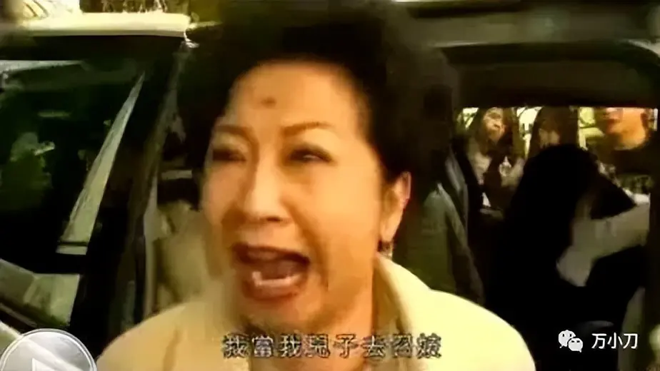 绝色女星27岁巅峰退圈，给普通人上了一课！