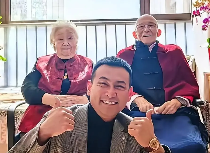 游本昌去世前一月爱妻辞世，因无房产终老老年公寓！