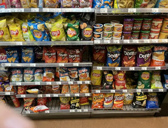 卖不动! 食品巨头扛不住了: 家家都买的薯片、汽水又要涨价