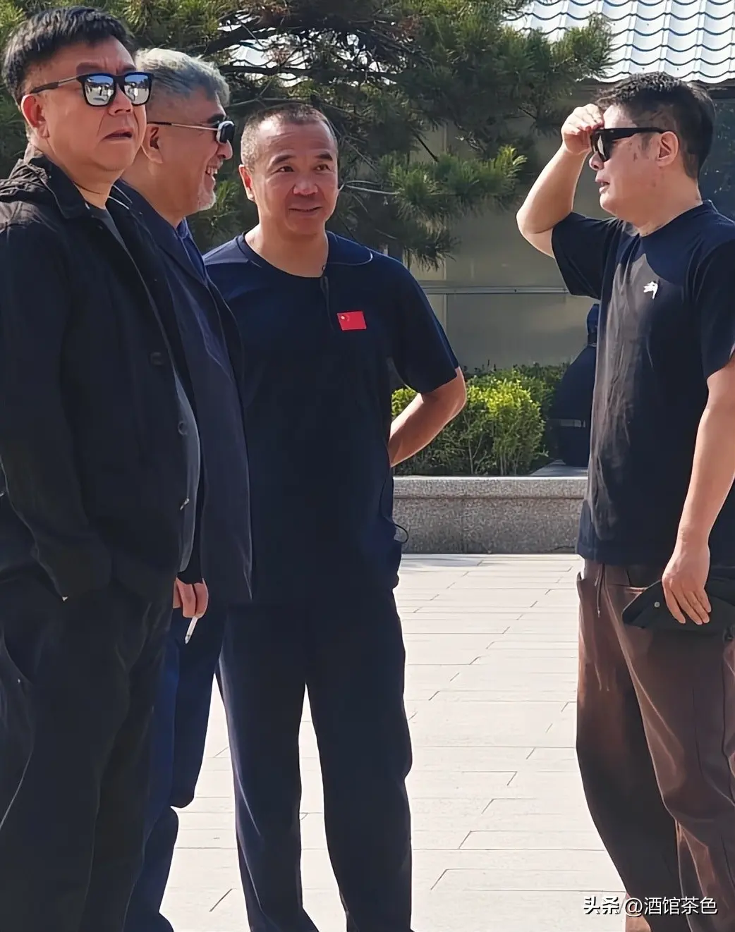 何勇告别仪式57岁高原现身，窦唯没露面
