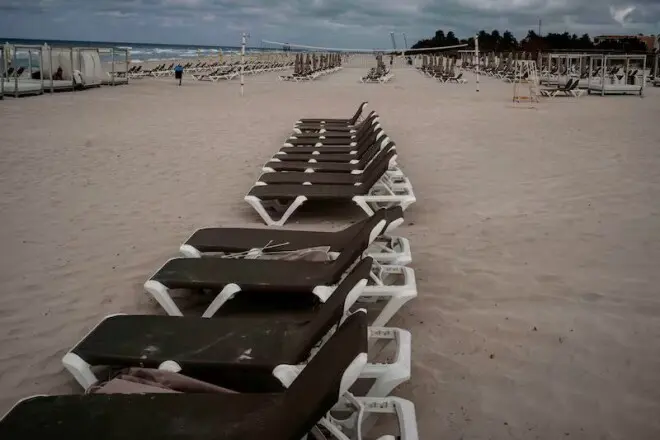 加拿大人突然不爱去了! 热门冬季度假胜地“失宠”, 游客纷纷改道