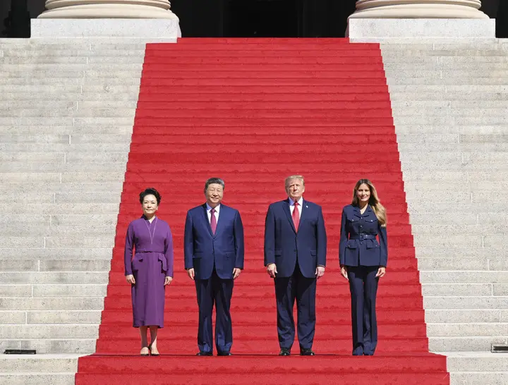 习近平和彭丽媛同特朗普夫妇茶叙，高清大图来了！