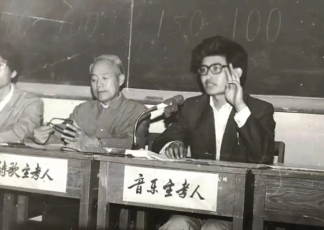 国际关系学院发文悼念刘欢，披露多张珍贵照片