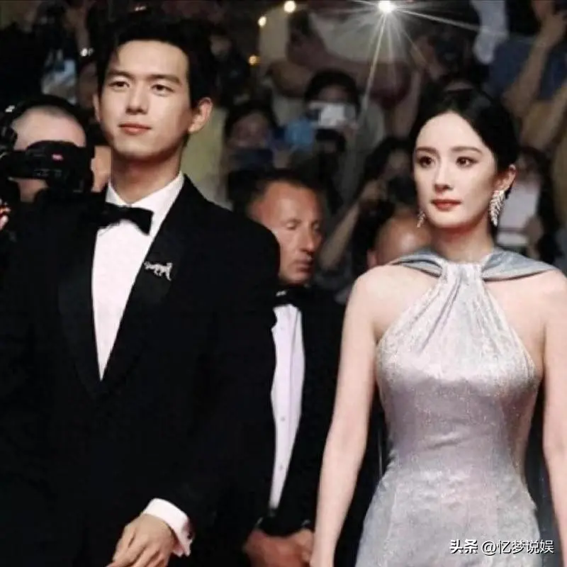 杨幂刘恺威离婚8年，小糯米12岁香港读书