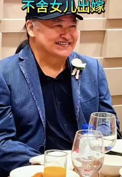 刘欢女婿长相帅气,履历优秀,难怪能娶到刘一丝