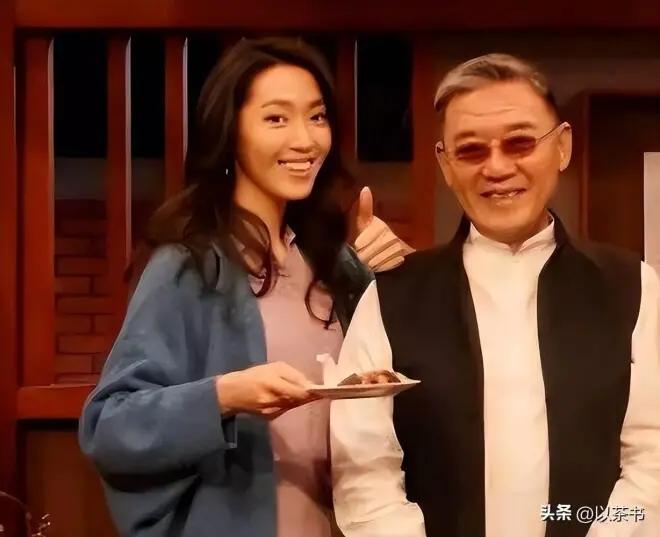 74岁住上海豪宅的李立群，三个子女均未成家