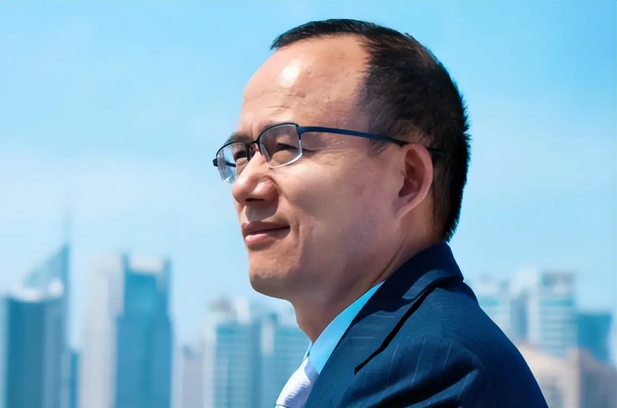 比王健林还“惨”！上海前首富4年卖光800亿资产