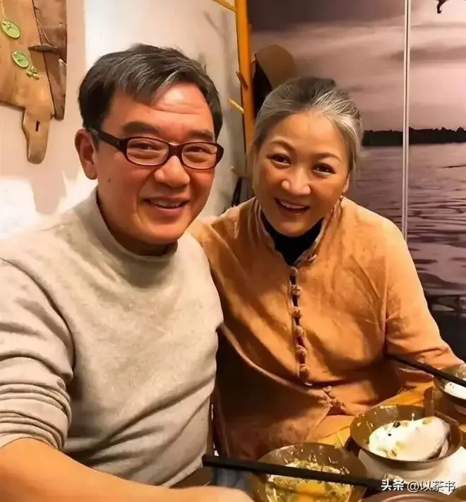 74岁住上海豪宅的李立群，三个子女均未成家