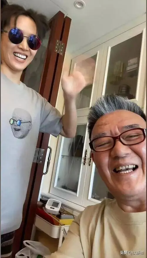 74岁住上海豪宅的李立群，三个子女均未成家