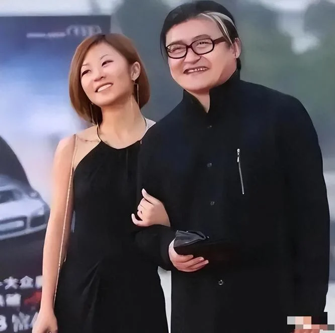 刘欢女婿长相帅气,履历优秀,难怪能娶到刘一丝