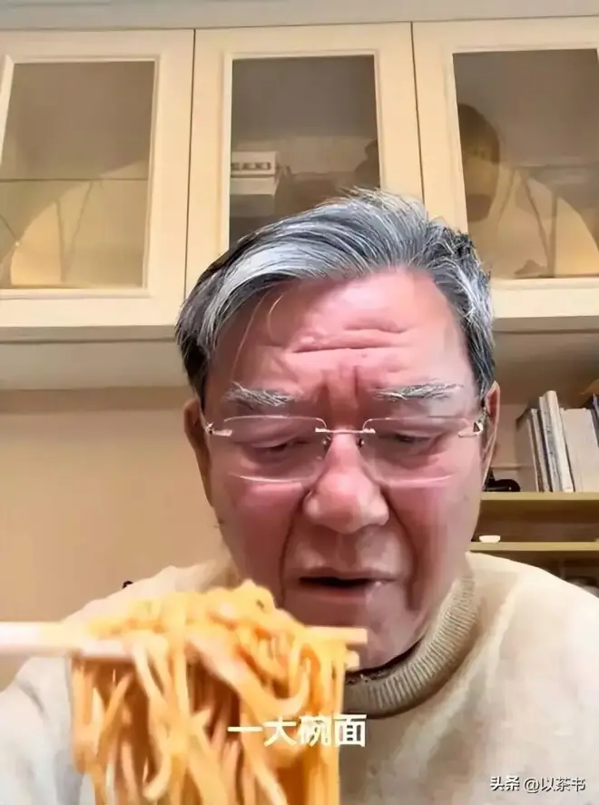 74岁住上海豪宅的李立群，三个子女均未成家