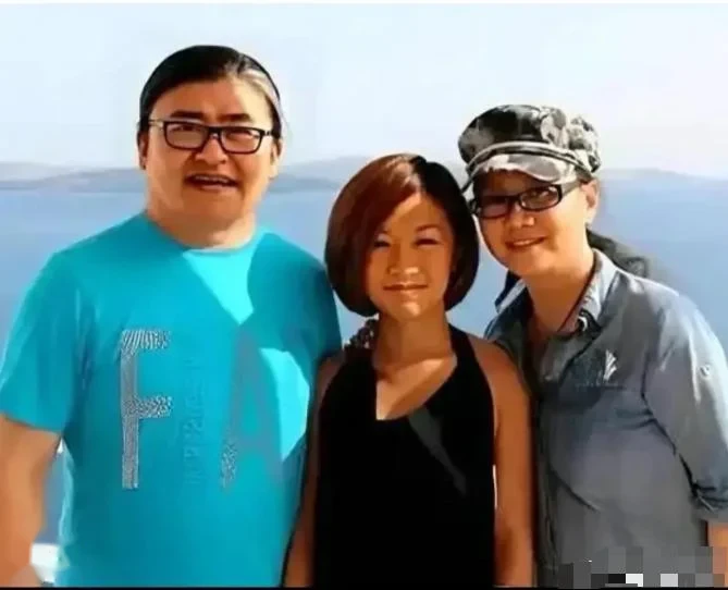 刘欢女婿长相帅气,履历优秀,难怪能娶到刘一丝